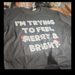 Women's Black Graphic Tee - Short Sleeve